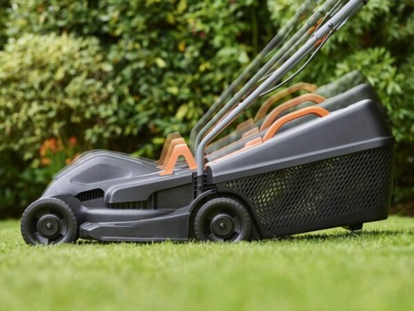 Tondeuse électrique BLACK+DECKER BEMW351-QS - 1000W - 32cm de coupe - 3 hauteurs réglables – Image 7